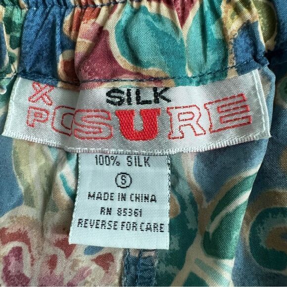 Y2K Silk Xposure Shorts Paisley Blue Red High Waist Elastic SZ S - Picture 12 of 15